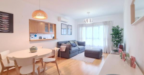 Bela Vista Prime Flat with Parking, 1min to Metro
